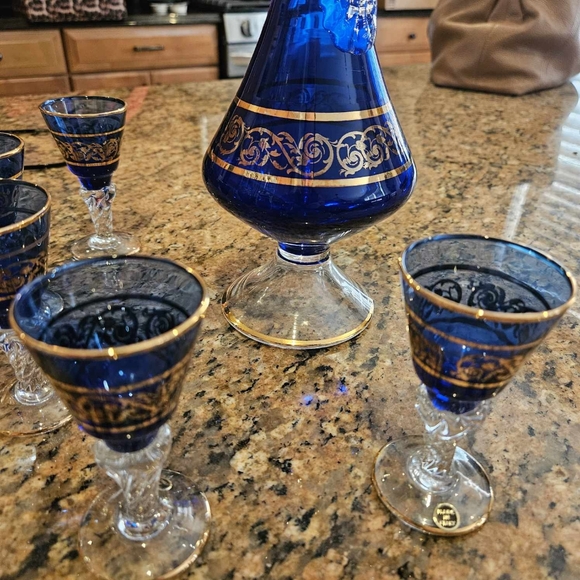Cobalt and gold decanter set. Made in Italy - Picture 2 of 2